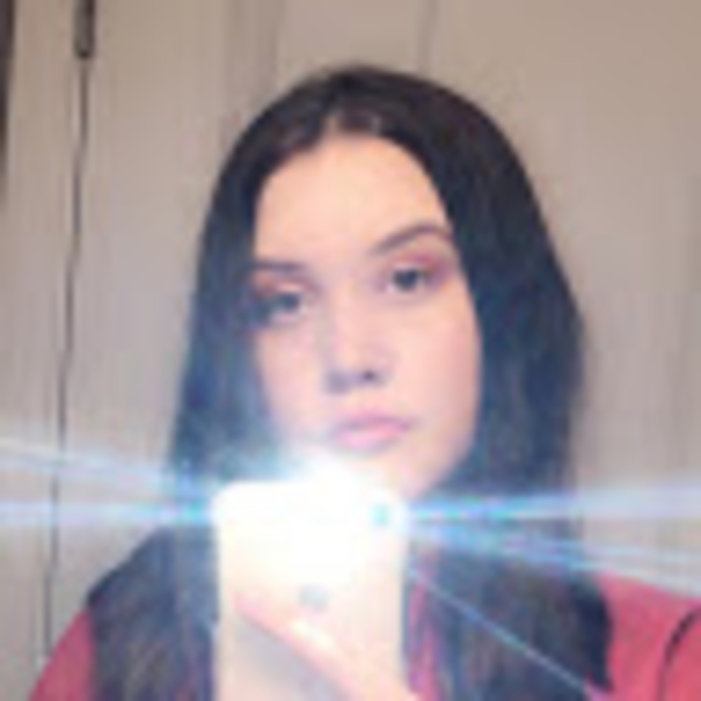 Meet your Posher, Madelyn